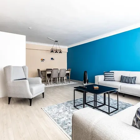 Flat W Balcony Near Moda Coast In Kadikoy Apartman
