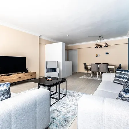Flat W Balcony Near Moda Coast In Kadikoy Apartman Isztambul