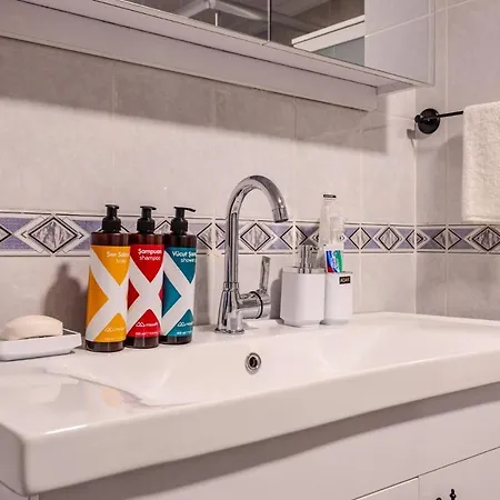 Daire Flat W Balcony Near Moda Coast In Kadikoy İstanbul